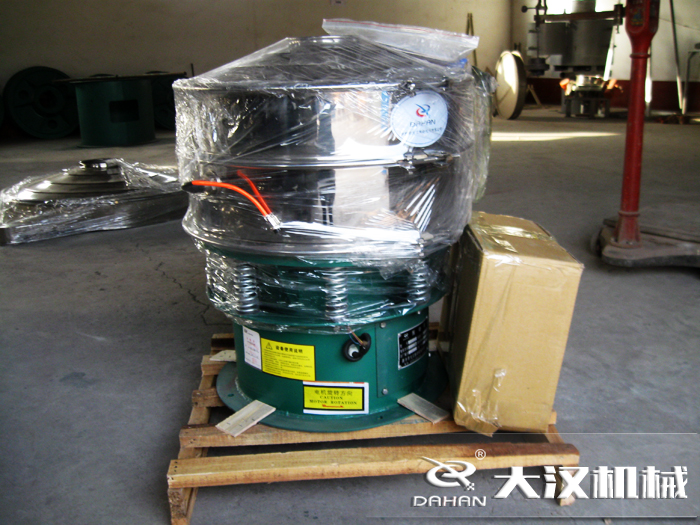 三氯蔗糖粉超聲波麻豆免费版免费下载采用不鏽鋼+碳鋼材質的產品能夠更好的節省成本，同時能夠達到想要的篩分效果。