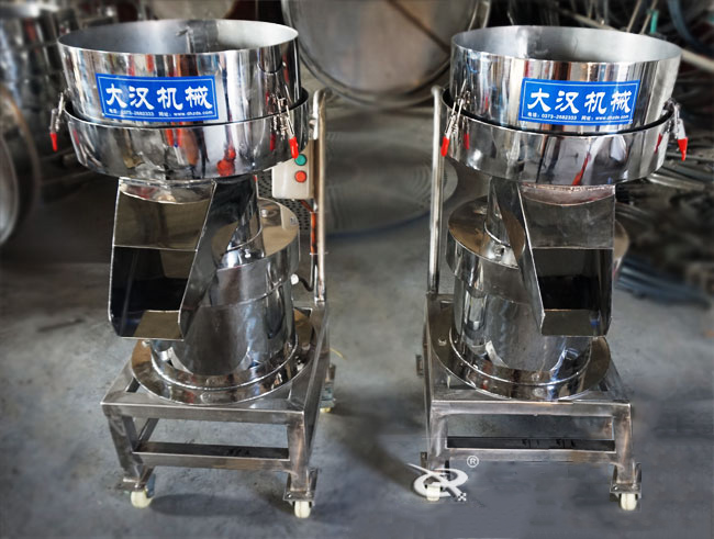 450型過濾篩機實拍：單層過濾篩過濾，多用於液體物料的使用。